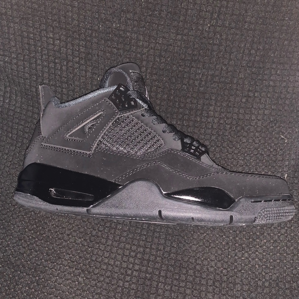 Nike air Jordan 4 (black cat)